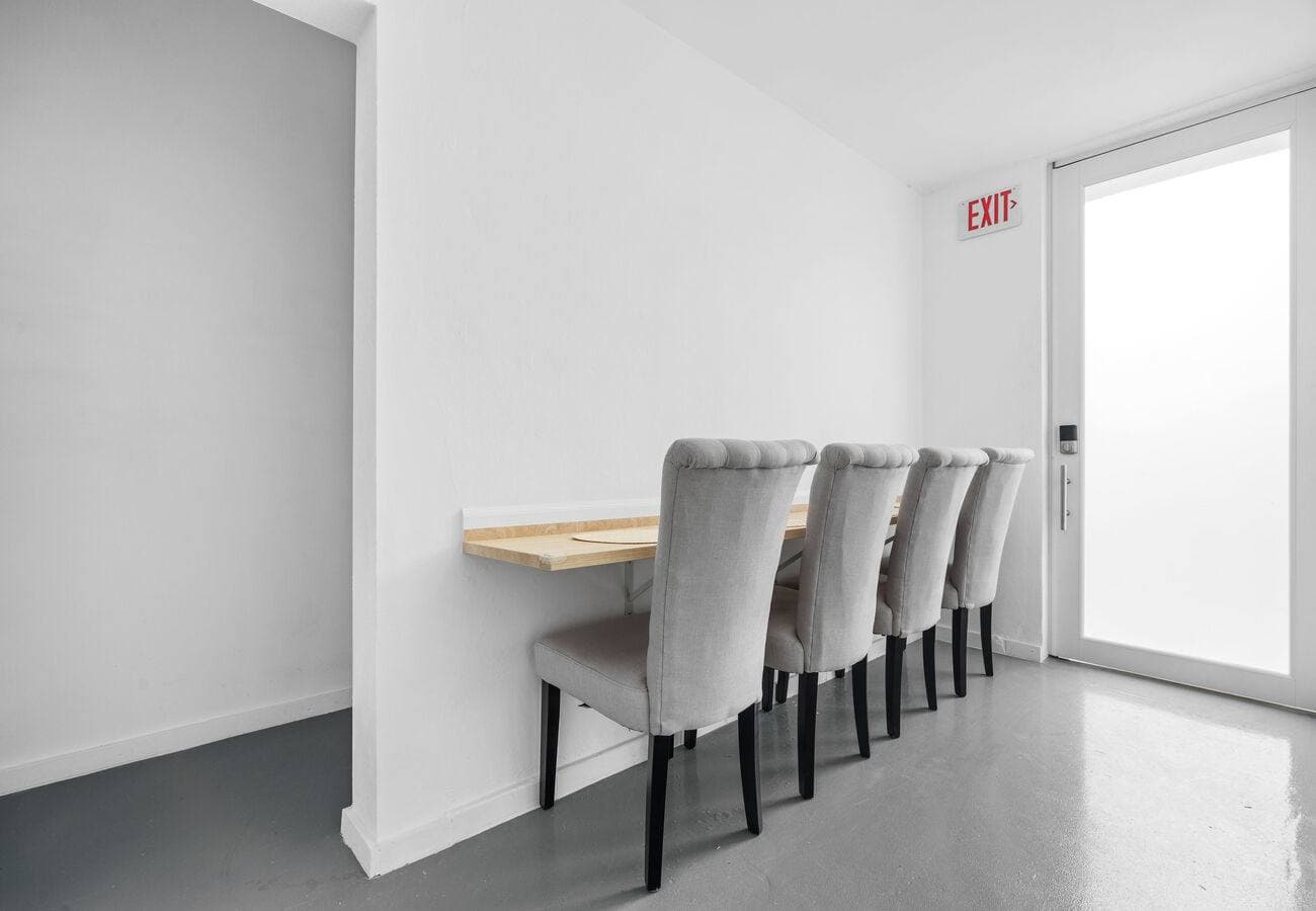 Dining counter with seating for 4