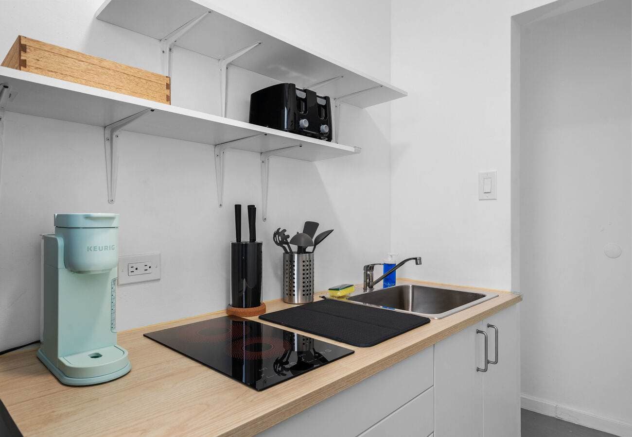 Induction cooktop, Keurig coffee maker & microwave