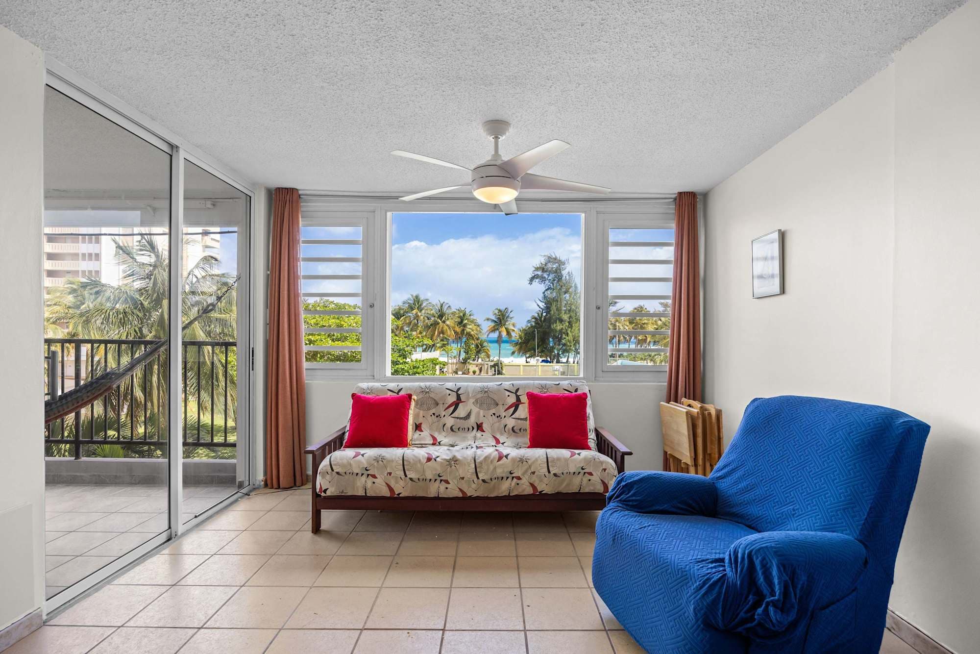 Luquillo | Beachfront Stay · photo 9
