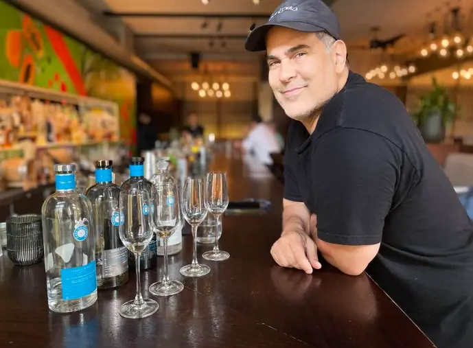 Top 5 Bars at La Placita Puerto Rico: Your Ultimate Guide