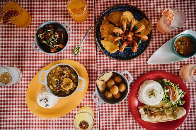 ¿Cuánto cuesta una comida en Puerto Rico?
