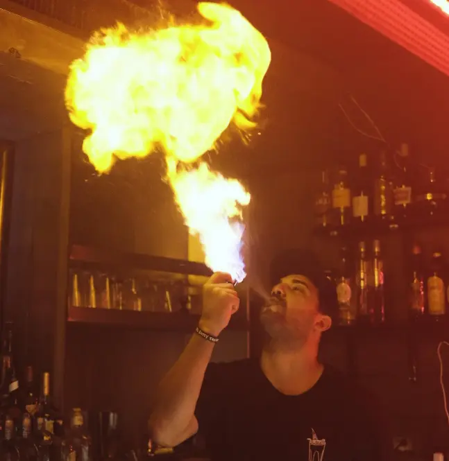 Top 5 Bars at La Placita Puerto Rico: Your Ultimate Guide