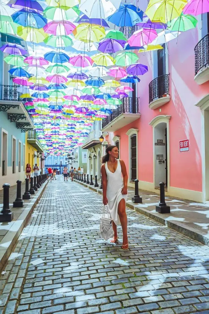 4 DAYS IN PUERTO RICO ENOUGH OLD SAN JUAN EL MORRO FORTALEZA STREET UMBRELLA STREET
