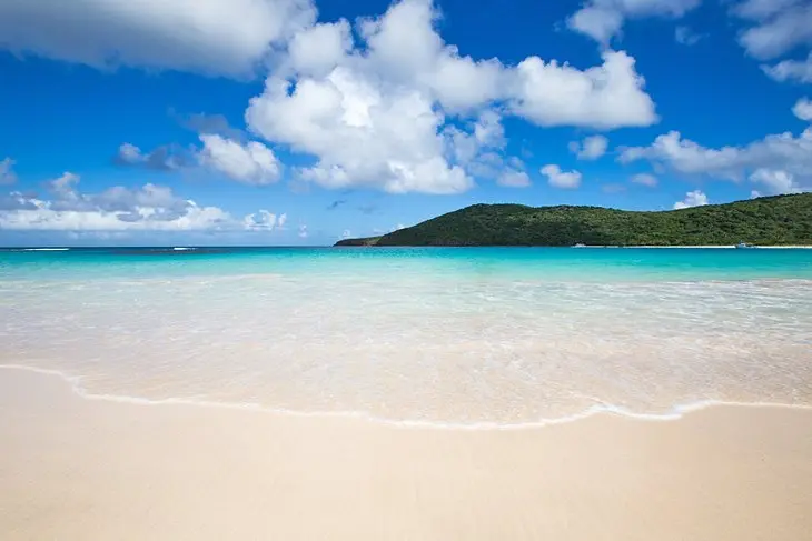 Las playas más calmas de la costa este de Puerto Rico
